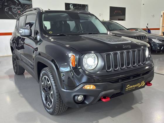 JEEP RENEGADE 2.0 16V TURBO DIESEL TRAILHAWK 4P 4X4 AUTOMÁTICO JEEP RENEGADE 2.0 16V TURBO DIESEL TRAILHAWK 4P 4X4 AUTOMÁTICO